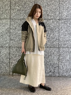 「GERRY（ジェリー）のアイテム（マウンテンパーカー）」を使った、ADAM ET ROPE' STAFFさん（レディース・160cm）の冬コーディネート