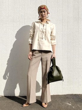 ADAM ET ROPE' STAFFさん（レディース・162cm）の春コーディネート