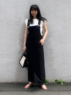 「アイテム（ジャンパースカート）」を使った、ADAM ET ROPE' STAFFさん（レディース・159cm）の春コーディネート