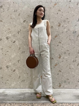 「ディッキーズ(Dickies)」｜「アイテム（オールインワン・サロペット）」を使った、ADAM ET ROPE' STAFFさん（レディース・159cm）の春コーディネート