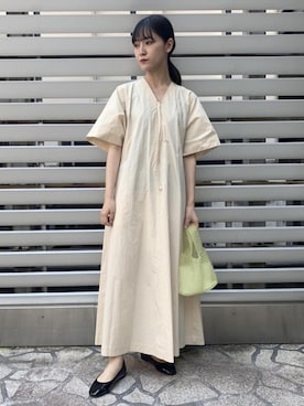 「アイテム（レインシューズ）」を使った、ADAM ET ROPE' STAFFさん（レディース・156cm）の夏コーディネート