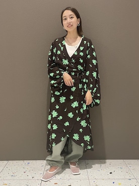 「JVAM（ジェーヴィエーエム）のアイテム」を使った、ADAM ET ROPE' STAFFさん（レディース・152cm）の夏コーディネート