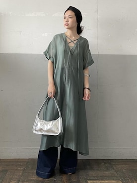 「アイテム（ヘアバンド）」を使った、ADAM ET ROPE' STAFFさん（レディース・158cm）の夏コーディネート