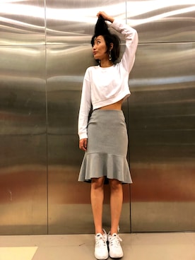 「skirt」｜「アイテム（アクセサリー）」を使った、YUEN YIIIIIIIIIさん（レディース・169cm）の冬コーディネート