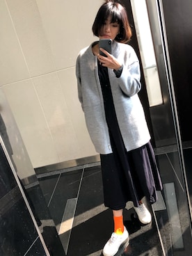 「COS（コス）のアイテム（ノーカラージャケット）」を使った、YUEN YIIIIIIIIIさん（レディース・169cm）の冬コーディネート
