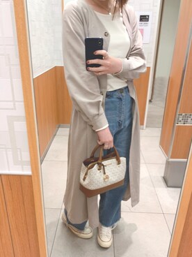 「チャックテイラー」｜「アイテム（シャツワンピース）」を使った、RiNさん（レディース・165cm）の春コーディネート