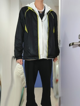 「PUMA（プーマ）のアイテム（ナイロンジャケット）」を使った、misaki♂さん（メンズ・182cm）の秋コーディネート