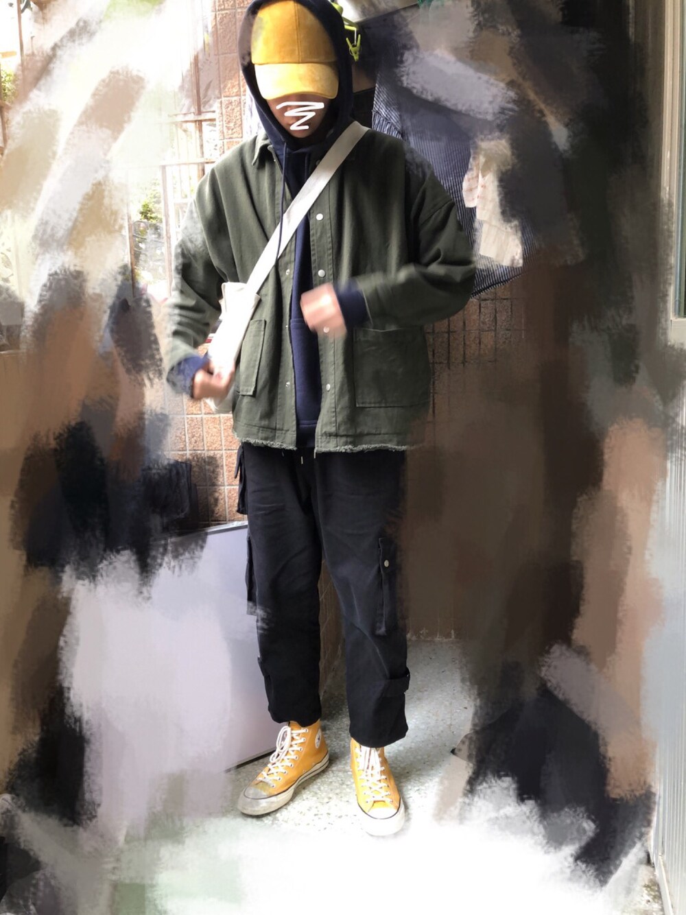 「冬、CONVERSE1970、winter、winter wearing、Champion」｜「CONVERSEのアイテム（スニーカー、イエロー系）」を使った、okanthonyさん（メンズ・182cm）の冬コーディネートの1枚目の写真