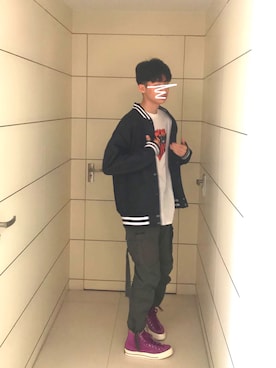 「happynewyear」｜okanthonyさん（メンズ・182cm）の冬コーディネート