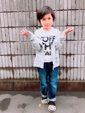 「VANS（バンズ）のアイテム（Tシャツ/カットソー、ホワイト系）」を使った、ＲeeeeeNさん（キッズ）の春コーディネート