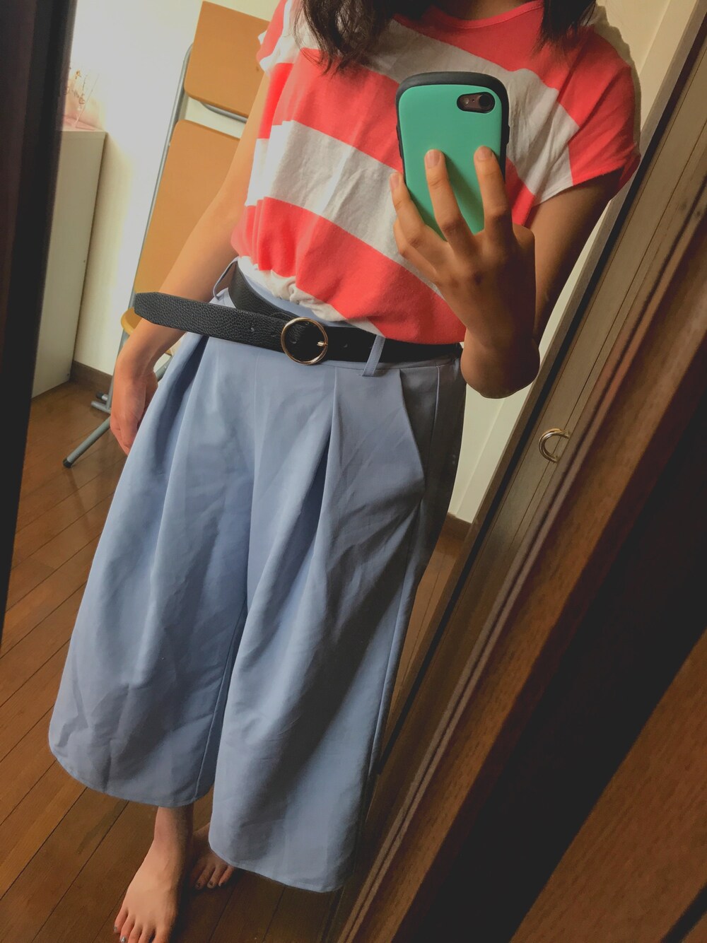 「カジュアルコーデ、休日スタイル、ootd、ワイドパンツ、シンプル、夏、春コーデ、オトナカジュアル、きれいめカジュアル」｜「FOREVER 21のアイテム（Tシャツ/カットソー、ピンク系）」を使った、たえこ。さん（レディース・162cm）の春コーディネートの1枚目の写真