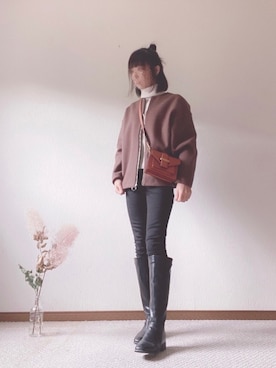 「UNIQLO（ユニクロ）のWOMEN ウルトラストレッチジーンズ（デニムパンツ）」を使った、あやさん（レディース・161cm）の冬コーディネート