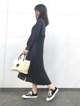 「CONVERSE TOKYO（コンバーストウキョウ）のアイテム」を使った、tomokaさん（レディース・165cm）の秋コーディネート