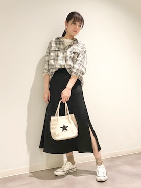 「CONVERSE TOKYO（コンバーストウキョウ）のアイテム」を使った、tomokaさん（レディース・165cm）の冬コーディネート