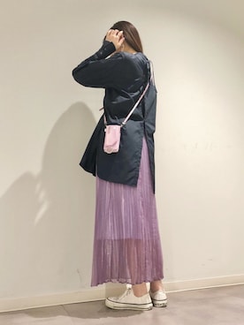 「CONVERSE TOKYO（コンバーストウキョウ）のアイテム」を使った、tomokaさん（レディース・165cm）の春コーディネート