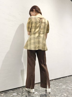 「CONVERSE TOKYO（コンバーストウキョウ）のアイテム（スラックス）」を使った、tomokaさん（レディース・165cm）の春コーディネート