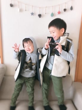 「GLOBAL WORK（グローバルワーク）のアイテム（ダウンベスト）」を使った、yuuharuさん（キッズ・110cm）の秋コーディネート