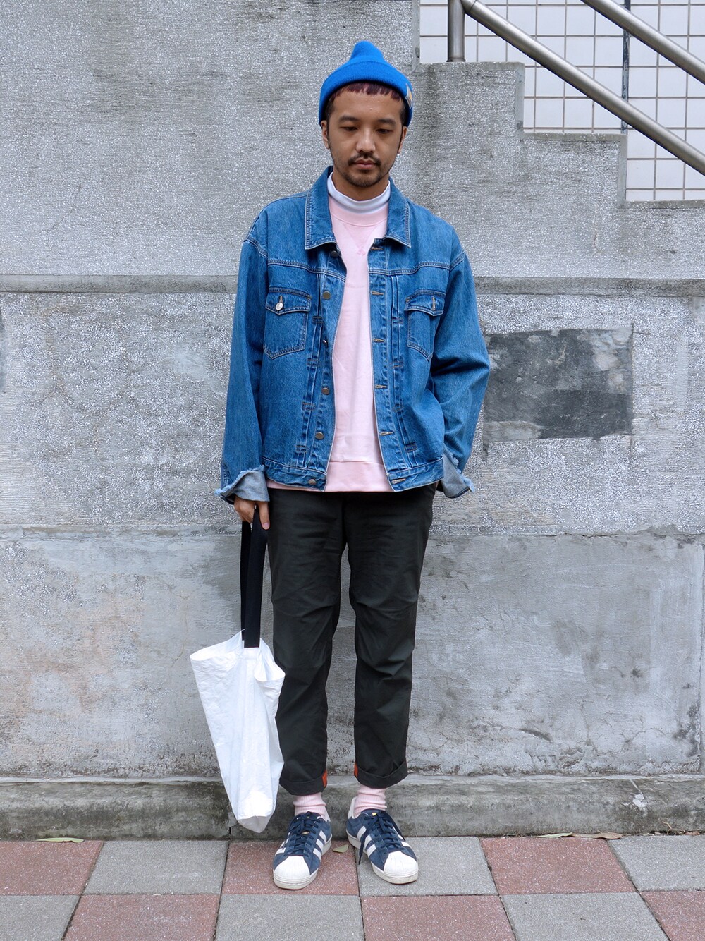 「adidas、BEAUTY&YOUTH UNITED ARROWS、URBAN RESEARCH、plain-me、cop by plain-me 」｜「Snow Peakの【セール】Corduroy Utility Vest｜コーデュロイ ユーティリティ ベスト（ベスト、イエロー系）」を使った、plain-me_Akkoさん（メンズ・177cm）の冬コーディネートの1枚目の写真