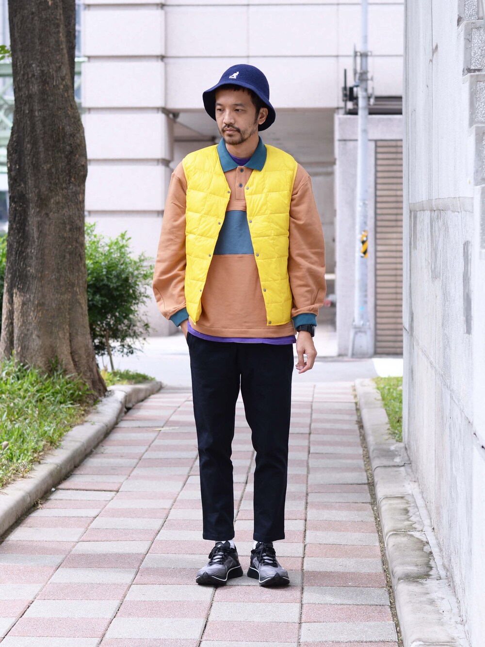 「NIKE、BEAUTY&YOUTH UNITED ARROWS、SEIKO、plain-me、cop by plain-me 、TAION」｜「COPのplain-me 1616　チェックテーパードパンツ（その他パンツ、ブラック系）」を使った、plain-me_Akkoさん（メンズ・177cm）の秋コーディネートの1枚目の写真