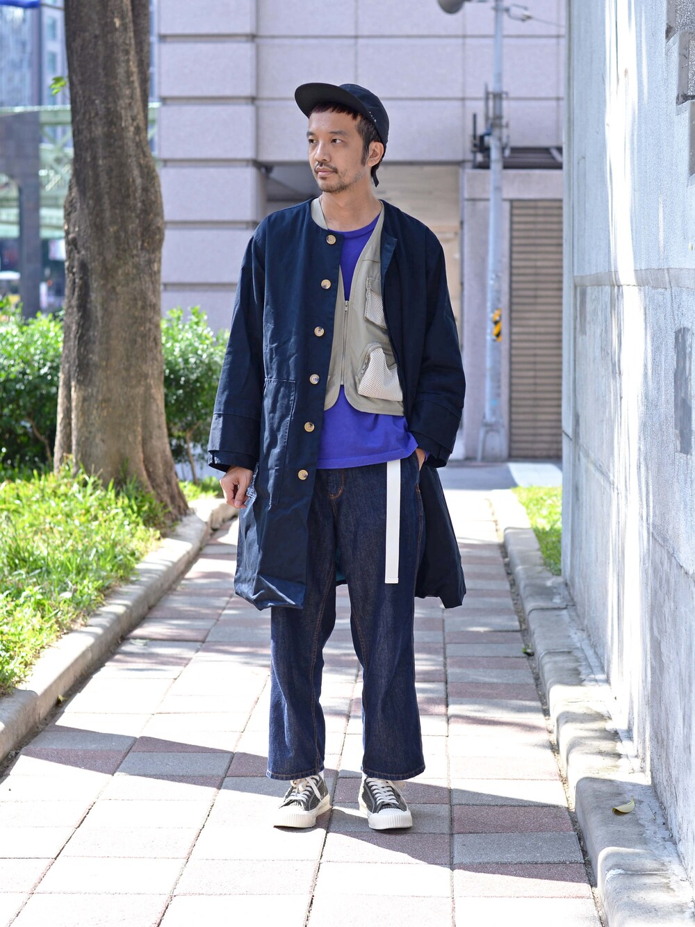 「BEAUTY&YOUTH UNITED ARROWS、excelsior、cop by plain-me 」｜「COPのplain-me 高密織りデニムイージーパンツ（デニムパンツ、ブルー系）」を使った、plain-me_Akkoさん（メンズ・177cm）の秋コーディネートの1枚目の写真