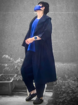 「HOMME PLISSE ISSEY MIYAKE（オムプリッセイッセイミヤケ）のアイテム（ステンカラーコート）」を使った、coutaさん（メンズ・170cm）の秋コーディネート