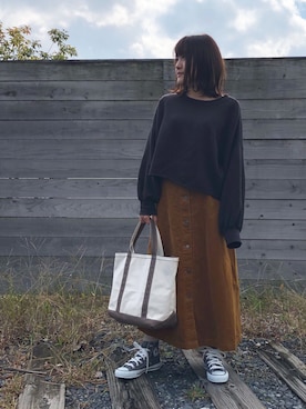 「w closet（ダブルクローゼット）のワイドショート丈スウェット（スウェット、ブラック系）」を使った、kanatoさん（レディース・152cm）の秋コーディネート