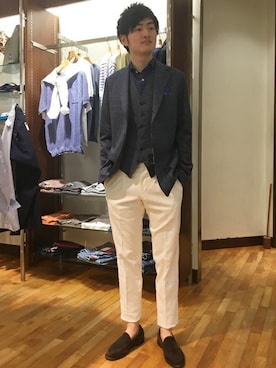 「アイテム（ベスト、ブルー系）」を使った、水上さん（メンズ・176cm）の春コーディネート