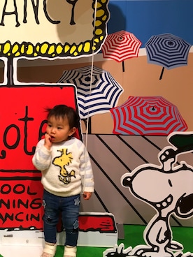 「gelato pique（ジェラートピケ）のアイテム（ニット/セーター、ホワイト系）」を使った、sumireさん（キッズ・100cm）の冬コーディネート