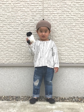 「TOMS（トムス）のアイテム（シューズ）」を使った、YU-RIさん（キッズ・100cm）の春コーディネート
