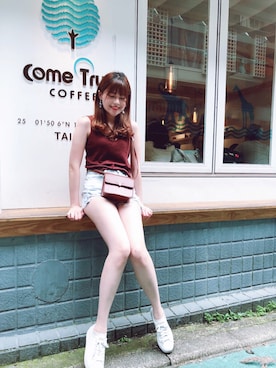 「Keds（ケッズ）のアイテム（スニーカー、ホワイト系）」を使った、Katherineさん（レディース・165cm）の夏コーディネート