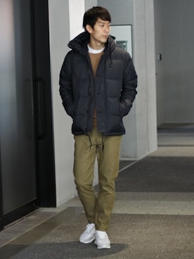 「クルーネックニット」｜Rikuさん（メンズ・181cm）の冬コーディネート