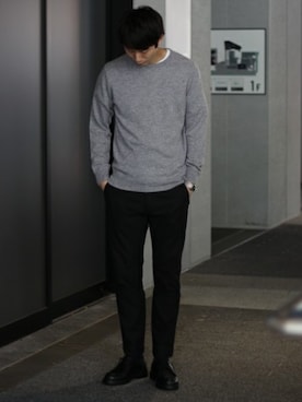 「クルーネックニット」｜Rikuさん（メンズ・181cm）の冬コーディネート