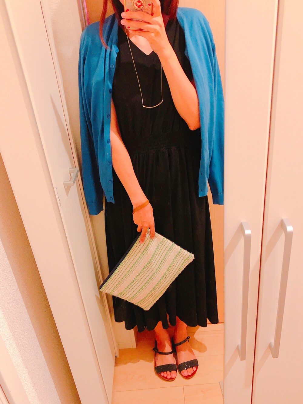 「大人カジュアル、ゆるコーデ、夏コーデ、きれいめカジュアル、ワンピース、黒、高身長女子、AMERICAN HOLIC、UNIQLO」｜「GLOBAL WORKのアイテム（ネックレス、ゴールド系）」を使った、chiho*さん（レディース・167cm）の夏コーディネートの1枚目の写真