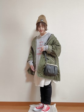 「赤コンバース」｜「アイテム（ノーカラージャケット）」を使った、marinaさん（レディース・148cm）の冬コーディネート