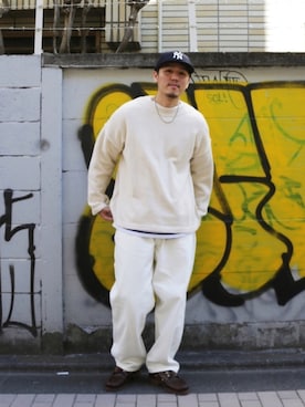 「URBAN RESEARCH（アーバンリサーチ）のURBAN RESEARCH iD　OVERSIZE BOUCLE KNIT（ニット/セーター）」を使った、AKIHIROさん（メンズ・178cm）の冬コーディネート