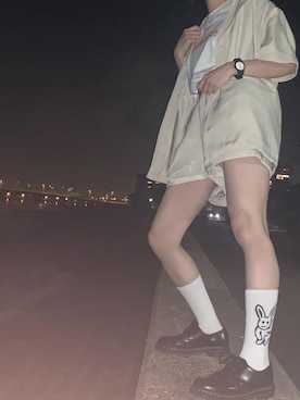 「マーチン」｜「アイテム（アナログ腕時計）」を使った、こみなみさん（レディース・153cm）の秋コーディネート