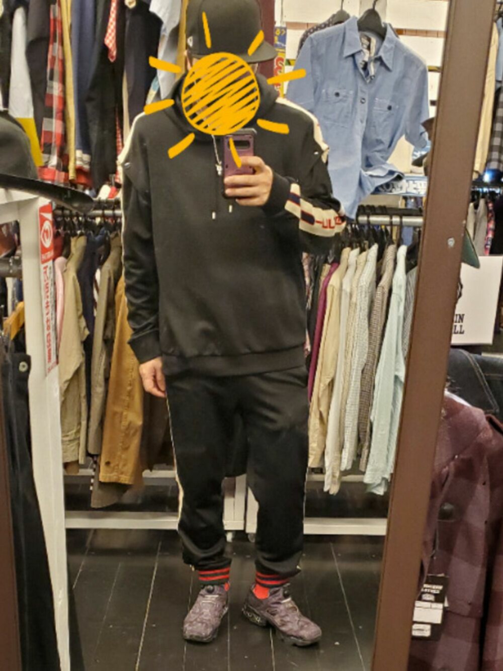 「GUCCI」｜「GUCCIのGucci Striped Tech-Jersey Sweatpants（その他パンツ、ブラック系）」を使った、deepdeepdeepさん（メンズ・175cm）の秋コーディネートの1枚目の写真