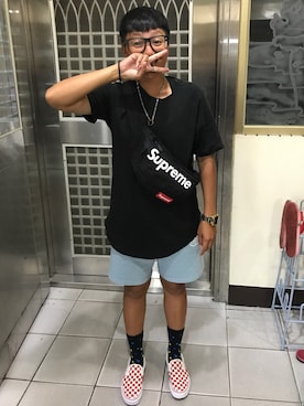 「Roots Canadaのアイテム（パンツ）」を使った、安藤祐維さん（レディース・157cm）の夏コーディネート