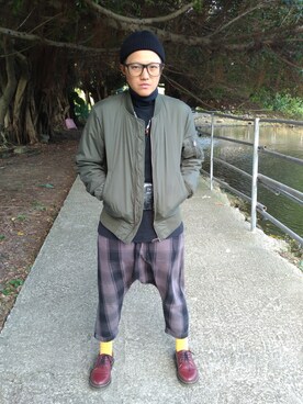 「pizza cut five（ピザカットファイブ）のアイテム（パンツ）」を使った、安藤祐維さん（レディース・157cm）の冬コーディネート