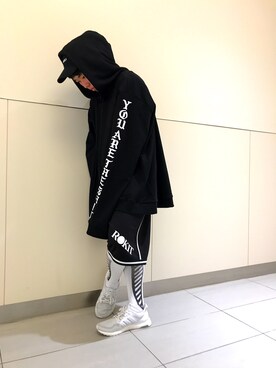 「ロングパーカー」｜柏木　翔真さん（メンズ・165cm）の秋コーディネート