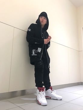 「KaneZ（ケインズ）のアイテム（キャップ）」を使った、柏木　翔真さん（メンズ・165cm）の冬コーディネート