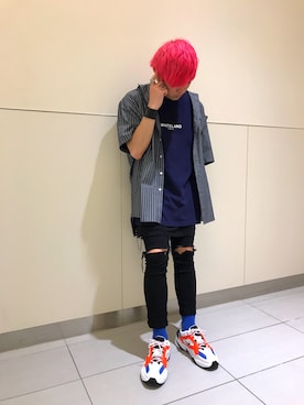 「WHITELAND（ホワイトランド）のアイテム（Tシャツ/カットソー）」を使った、柏木　翔真さん（メンズ・165cm）の夏コーディネート