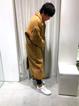 「WHITELAND BLACKBURN」｜「アイテム（チェスターコート）」を使った、柏木　翔真さん（メンズ・165cm）の冬コーディネート