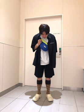 「WHITELAND（ホワイトランド）のアイテム（ボディバッグ/ウエストポーチ）」を使った、柏木　翔真さん（メンズ・165cm）の夏コーディネート