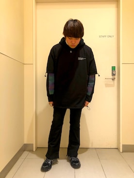 「L.H.P Private Brand（エルエイチピープライベートブランド）のアイテム（パンツ）」を使った、柏木　翔真さん（メンズ・165cm）の冬コーディネート
