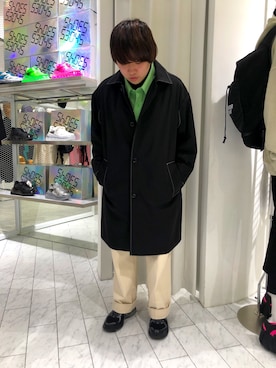 「アイテム（ステンカラーコート）」を使った、柏木　翔真さん（メンズ・165cm・20代）の冬コーディネート