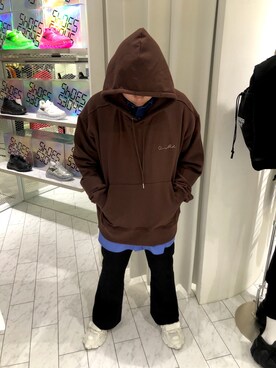 「L.H.P Private Brand（エルエイチピープライベートブランド）のアイテム（パンツ）」を使った、柏木　翔真さん（メンズ・165cm）の冬コーディネート