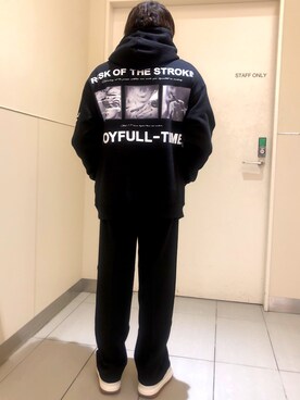 「L.H.P（エルエイチピー）のアイテム（パーカー）」を使った、柏木　翔真さん（メンズ・165cm）の春コーディネート