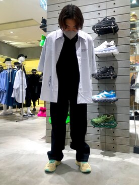 「WHITELAND（ホワイトランド）のアイテム（Tシャツ/カットソー）」を使った、柏木　翔真さん（メンズ・165cm）の夏コーディネート