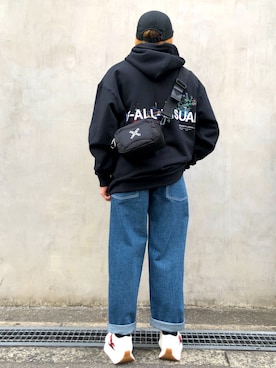 「L.H.P（エルエイチピー）のアイテム（パーカー）」を使った、柏木　翔真さん（メンズ・165cm）の秋コーディネート